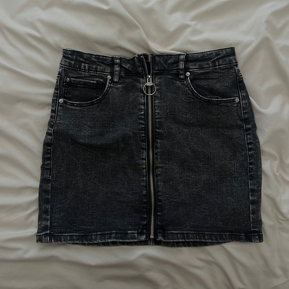 Garage - Bodycon Jean Skirt - Picture 1 of 3